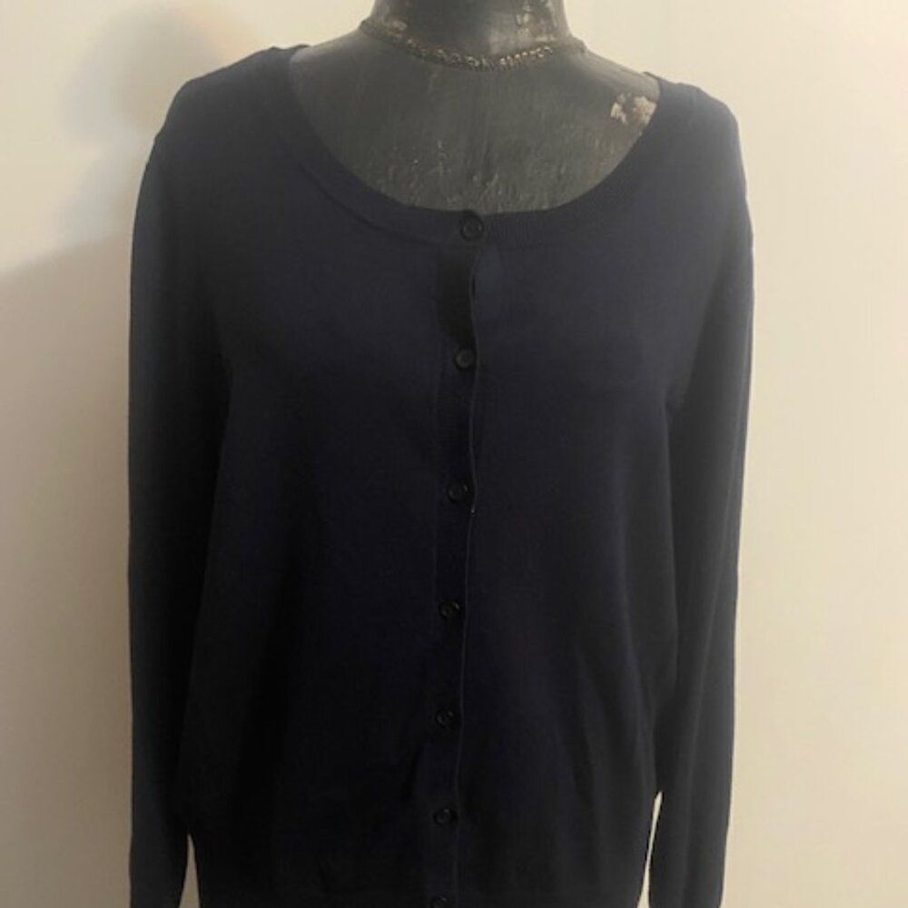Lane Bryant Navy Blue button front scoop neck cardigan, size 22/24